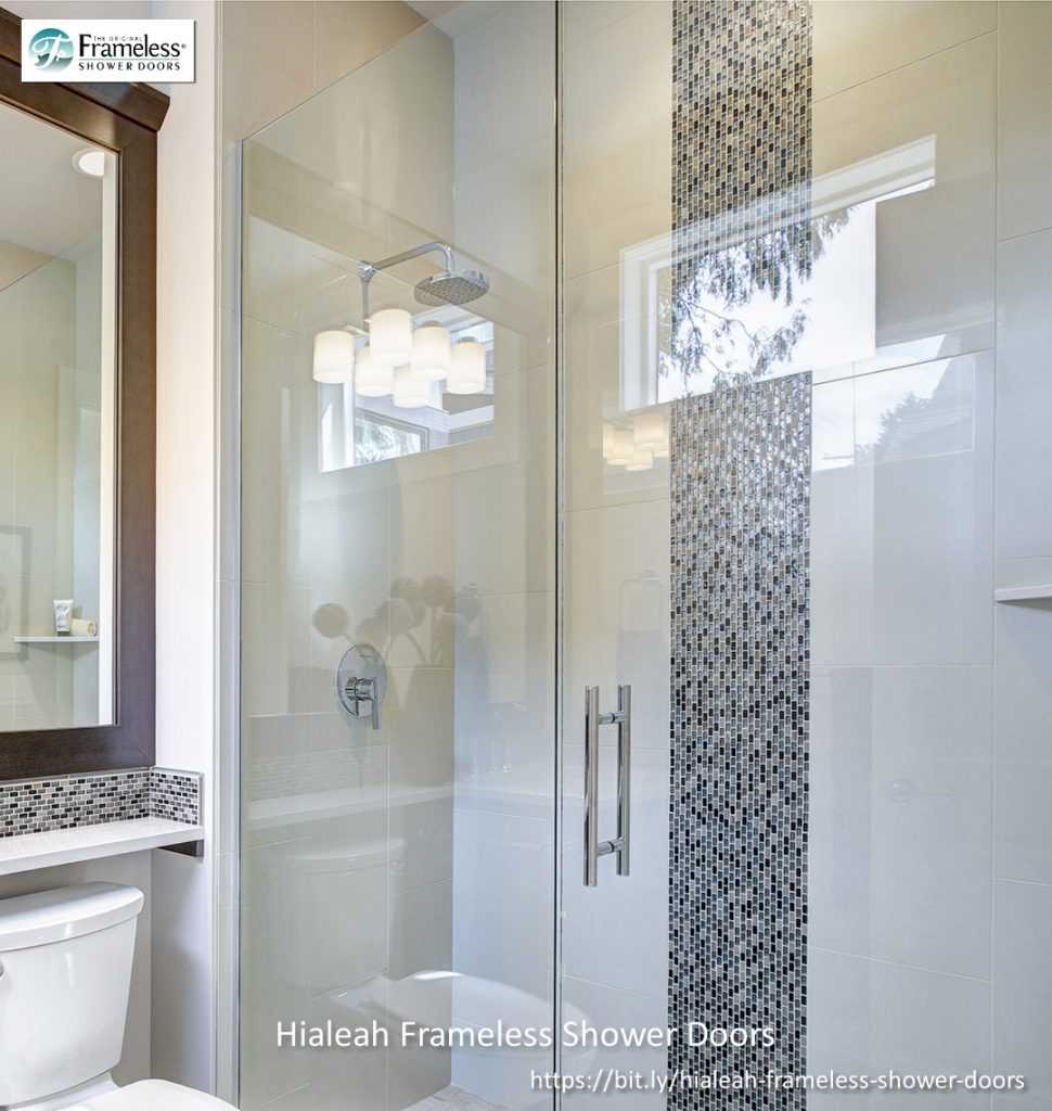 , The Liberty Square in Florida, Frameless Shower Doors