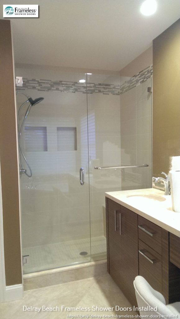 , Frameless Shower Doors: A Great Way to Increase Your Bathroom&#8217;s Design Appeal, Frameless Shower Doors
