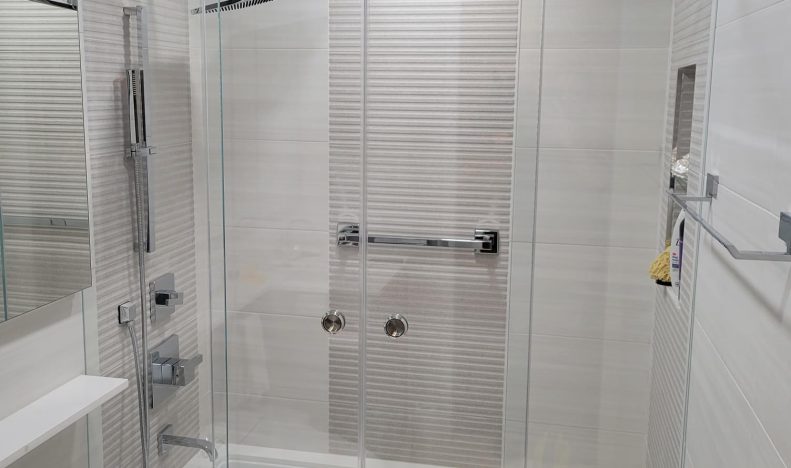 Walk-in Tub with Shower Enclosure