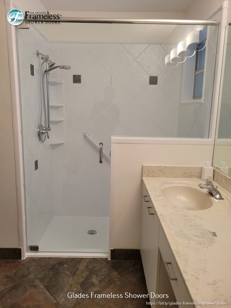 South Beach Park in Boca Raton, FL Frameless Shower Doors